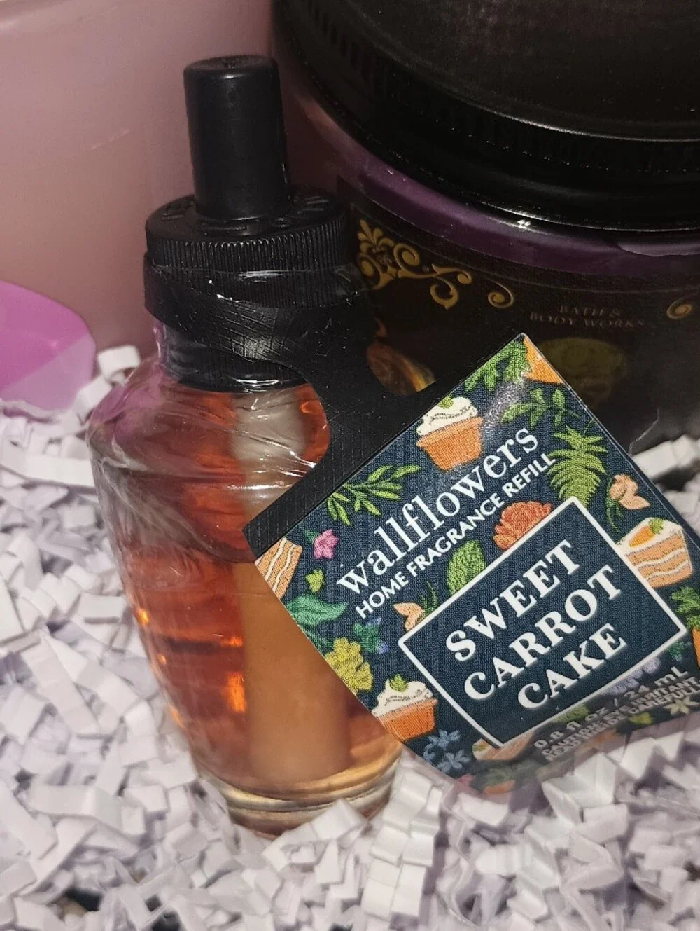 BATH AND BODY WORKS SWEET CARROT CAKE WALLFLOWER FRAGRANCE REFILL
